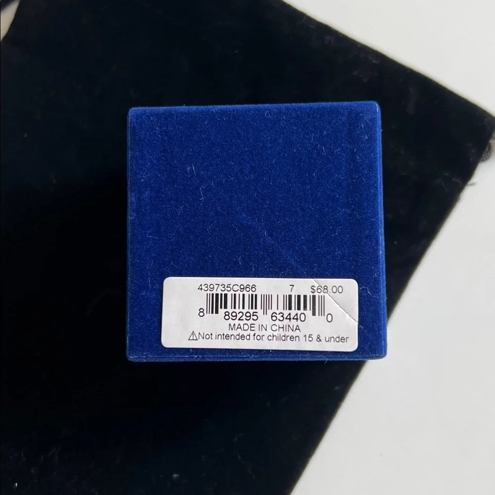 NIB Kurt Geiger London Rainbow Crystal Heart Cocktail Ring – Gold Tone/Pink - Picture 11 of 12